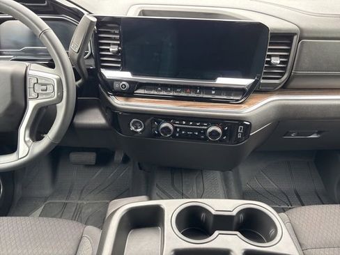 Used 2024 Chevrolet Silverado 1500 RST AWD/4WD image 10