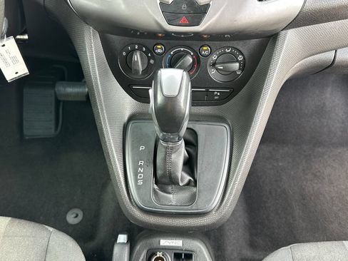Used 2018 Ford Transit Connect XLT FWD image 18
