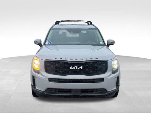 Used 2022 Kia Telluride EX w/ EX Premium Package image 8