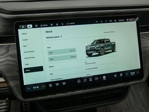 Used 2022 Rivian R1T Adventure image 3