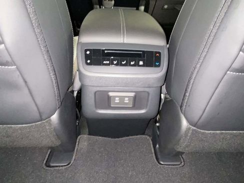 New 2026 Nissan Pathfinder SL FWD image 10