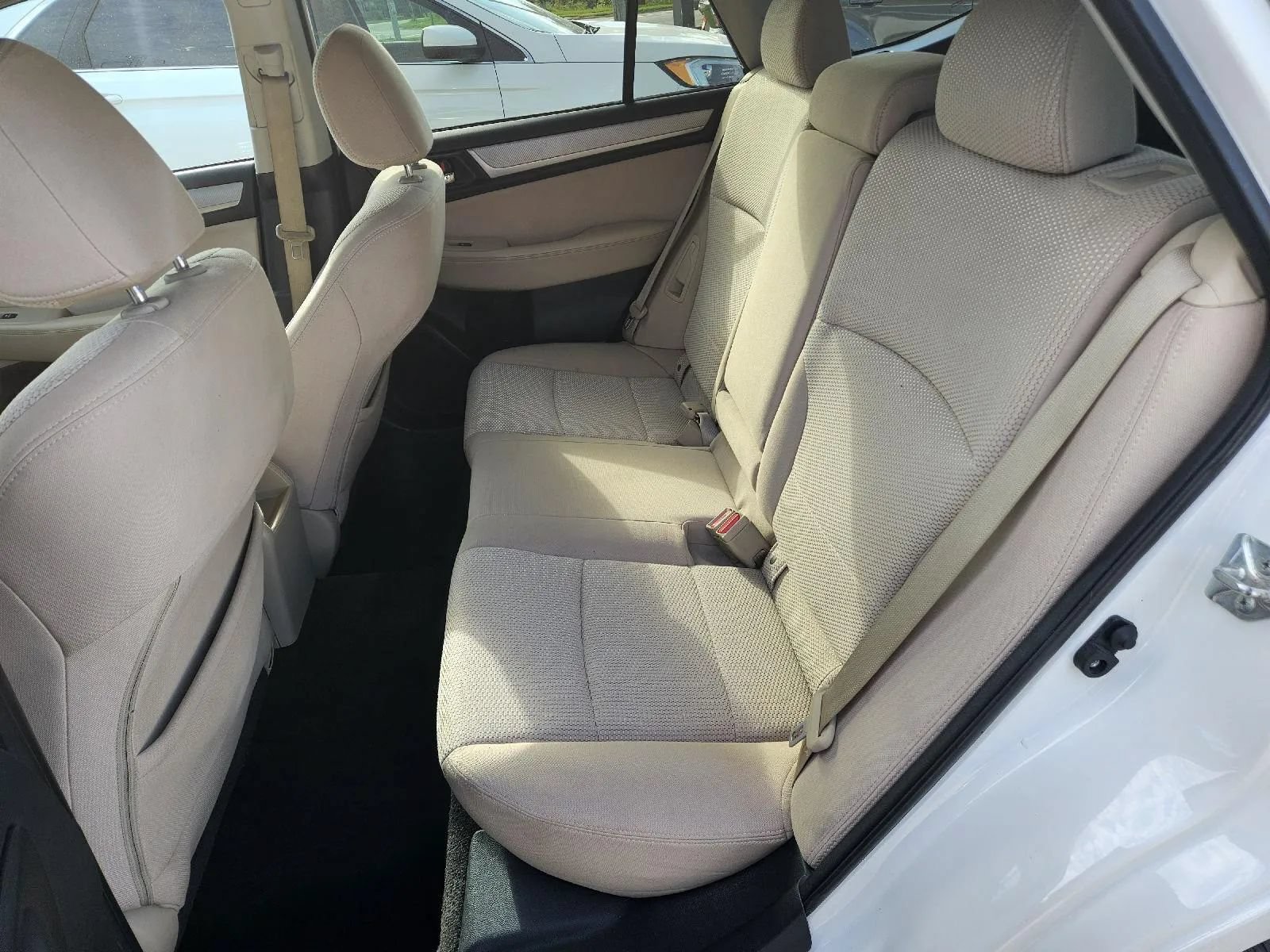 Used 2015 Subaru Outback 2.5i Premium w/ Popular Package #1 AWD/4WD image 17