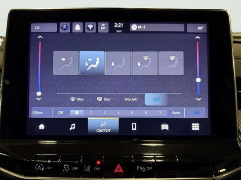 Used 2022 Jeep Compass Trailhawk w/ Sun and Sound Group AWD/4WD image 35
