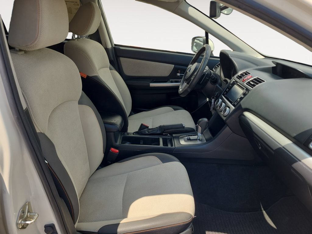 Used 2017 Subaru Crosstrek 2.0i Premium w/ Moonroof Package AWD/4WD image 15