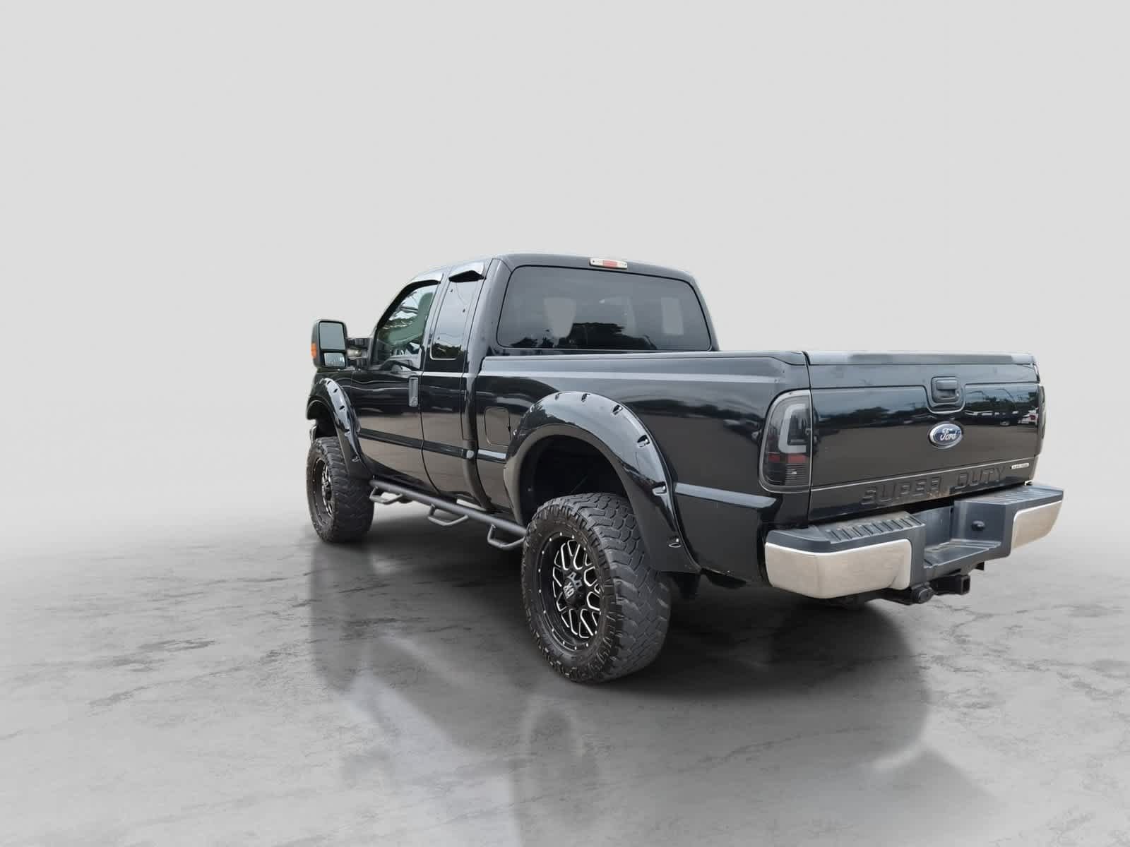 Used 2015 Ford F250 XLT w/ Snow Plow Prep Package AWD/4WD image 6