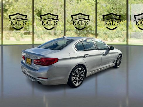 Used 2019 BMW 530i xDrive w/ Convenience Package image 5