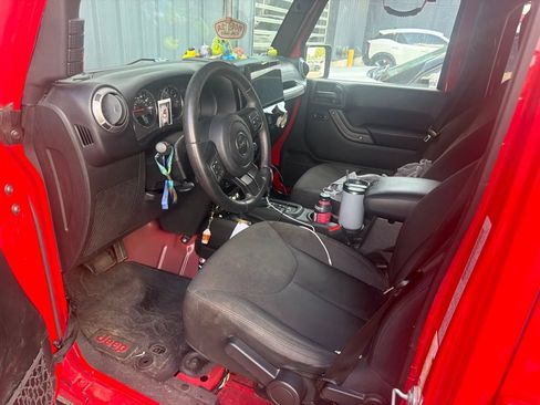 Used 2017 Jeep Wrangler Unlimited Sport w/ Quick Order Package 24S AWD/4WD image 7