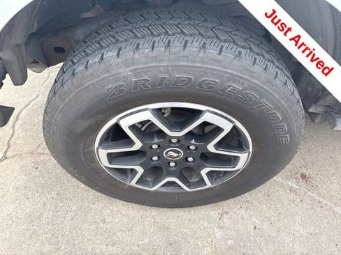 Used 2025 Ford Bronco Outer Banks AWD/4WD image 18