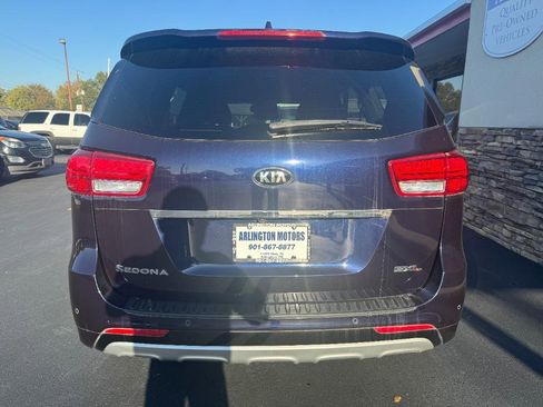 Used 2018 Kia Sedona SX Limited image 21