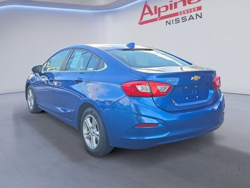 Used 2018 Chevrolet Cruze LT image 3