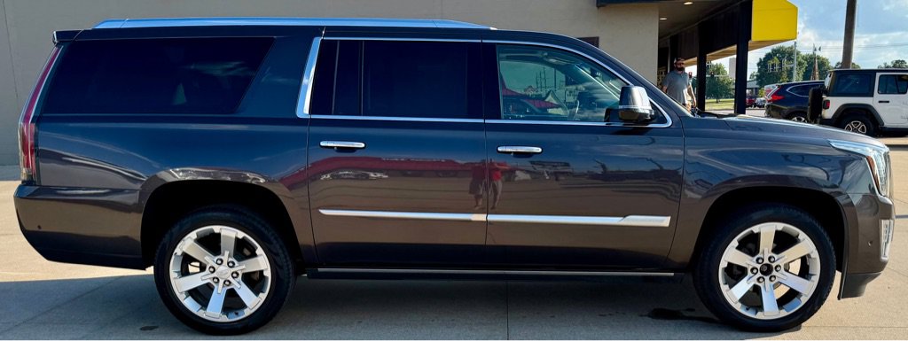Used 2018 Cadillac Escalade ESV Premium Luxury AWD/4WD image 8