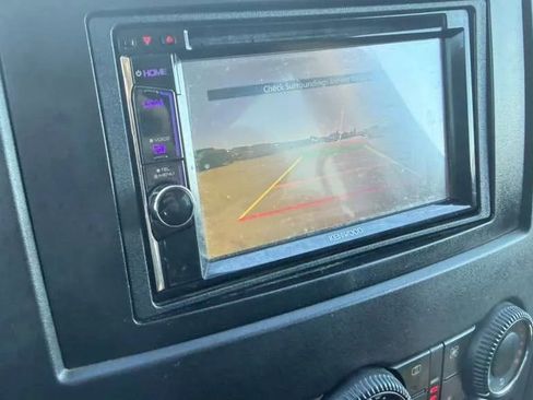 Used 2012 Mercedes-Benz Sprinter 2500 image 17