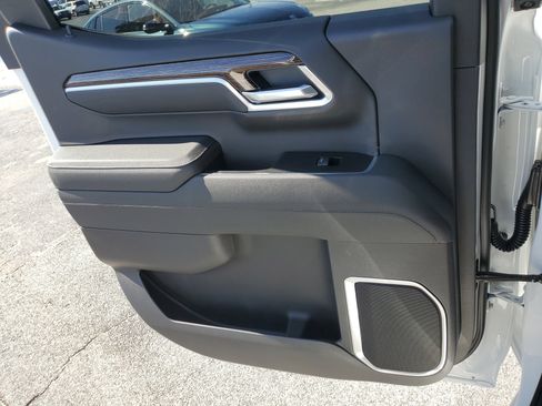 New 2026 GMC Sierra 1500 SLE w/ X31 Off-Road Package image 12