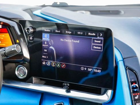 Used 2022 Chevrolet Corvette Stingray w/ Z51 Performance Package image 15