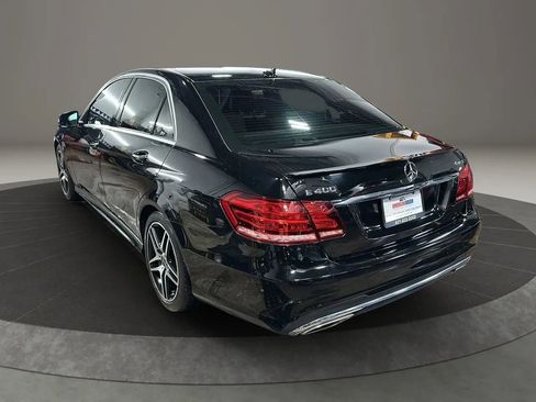 Used 2016 Mercedes-Benz E 400 4MATIC Sedan image 3