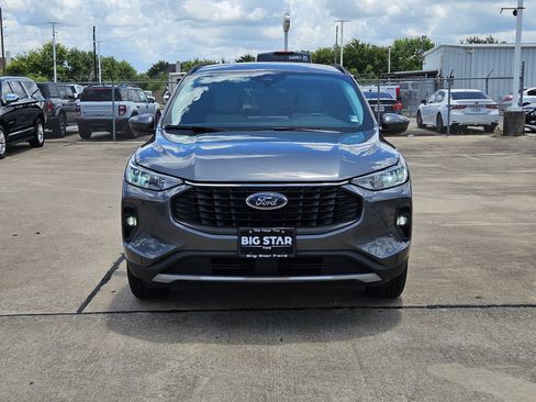 Used 2025 Ford Escape SE FWD image 11