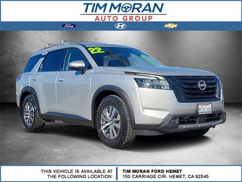 Used 2022 Nissan Pathfinder SL w/ SL Black Package image 1