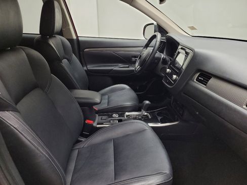 Used 2020 Mitsubishi Outlander SEL AWD/4WD image 21