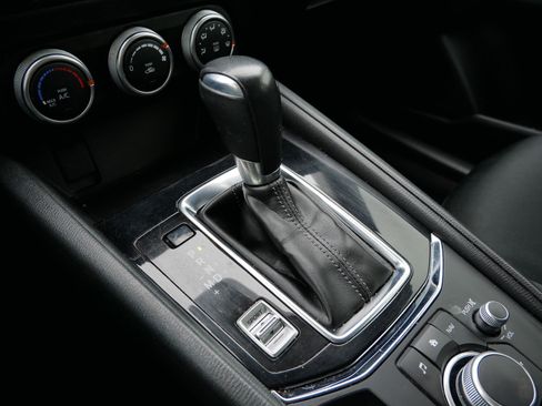 Used 2019 MAZDA CX-5 Sport image 24