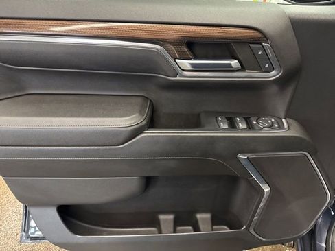 Used 2023 Chevrolet Silverado 1500 LT image 10