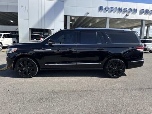 Certified 2023 Lincoln Navigator L Reserve AWD/4WD image 8