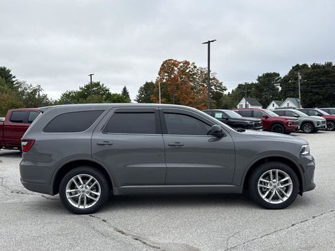 Used 2023 Dodge Durango GT image 4
