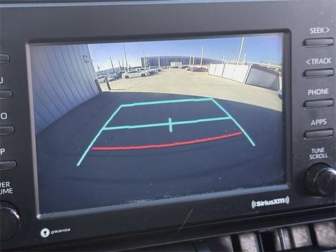 Used 2022 Toyota RAV4 LE image 18