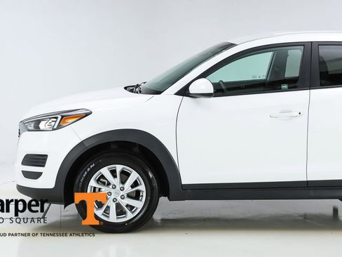Used 2021 Hyundai Tucson SE FWD image 3