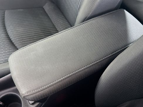 Used 2016 Toyota Prius Two image 18