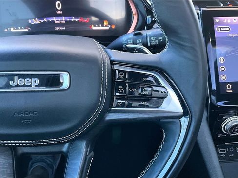 Used 2023 Jeep Grand Cherokee L Overland w/ Advanced Protech Group III image 24