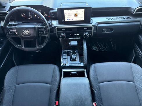 Used 2025 Toyota Tacoma SR5 RWD image 12