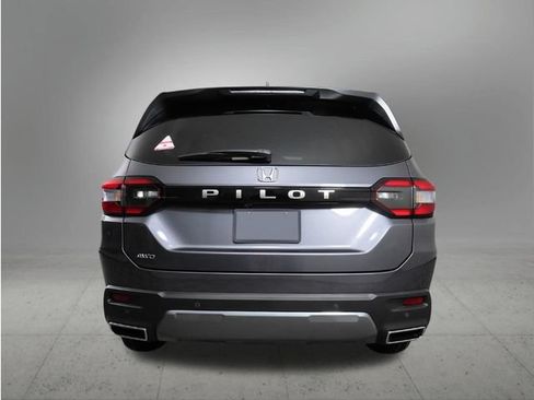 New 2026 Honda Pilot EX-L image 4