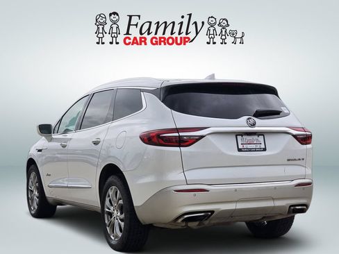 Used 2019 Buick Enclave Avenir w/ Avenir Technology Package FWD image 3
