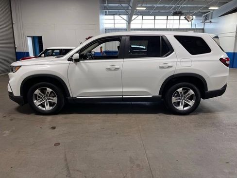 Used 2023 Honda Pilot EX-L image 6