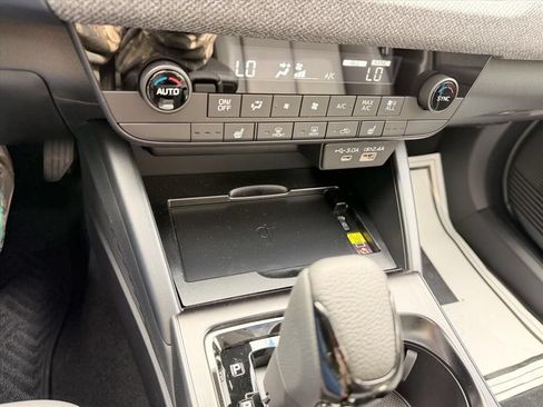 New 2026 Subaru Outback Limited AWD/4WD image 26