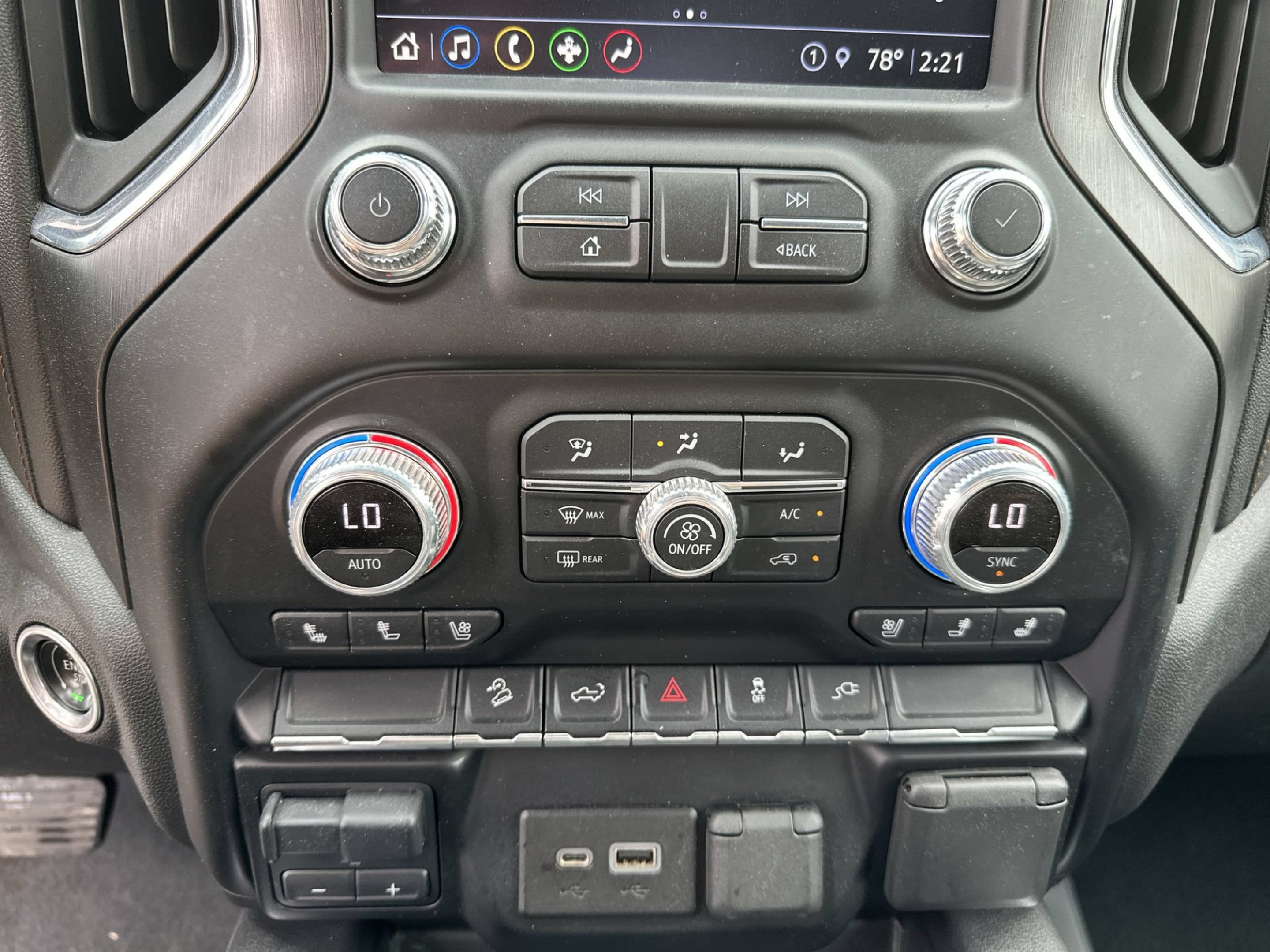 Used 2021 GMC Sierra 1500 AT4 AWD/4WD image 16