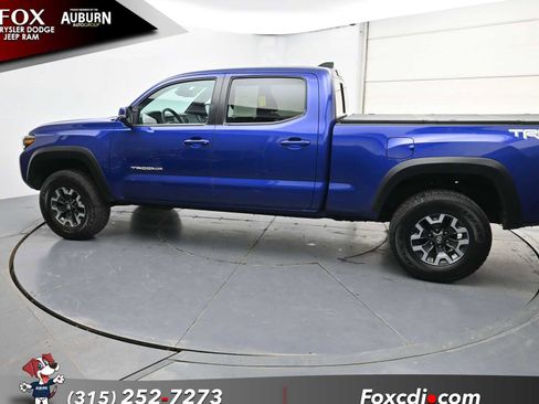Used 2023 Toyota Tacoma TRD Off-Road AWD/4WD image 16