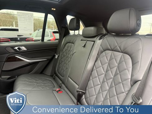 Used 2024 BMW X5 xDrive40i w/ Premium Package image 22