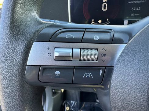 Used 2025 Hyundai Sonata SEL FWD image 15