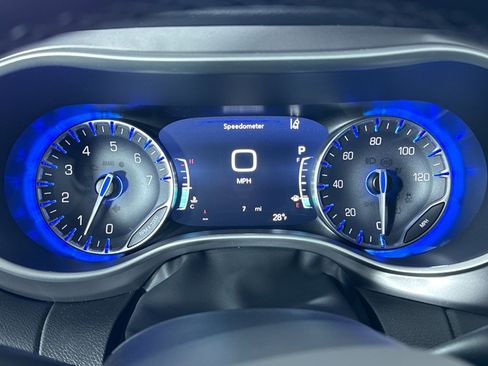 New 2026 Chrysler Voyager LX image 12