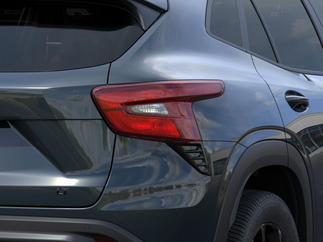 New 2026 Chevrolet Trax LT w/ Driver Confidence Package FWD image 11