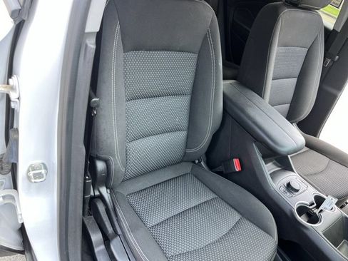 Certified 2023 GMC Terrain SLE w/ Driver Convenience Package AWD/4WD image 28