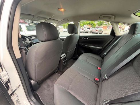Used 2019 Nissan Sentra S FWD image 29