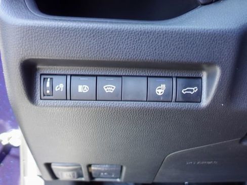 Certified 2023 Toyota RAV4 XLE Premium AWD/4WD image 19