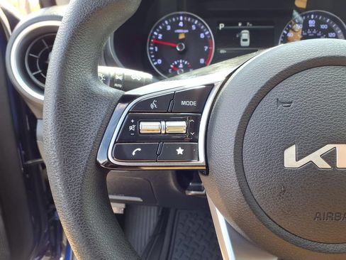 Certified 2023 Kia Forte LXS w/ LXS Technology Package FWD image 16