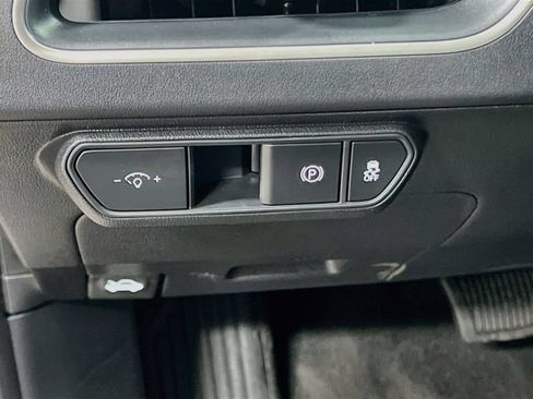 New 2026 Kia K4 FWD image 10