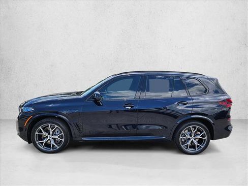 Certified 2026 BMW X5 xDrive50e w/ M Sport Package image 8