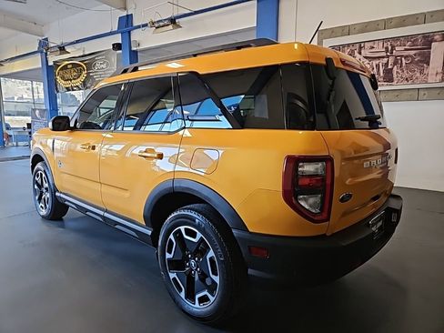 Used 2023 Ford Bronco Sport Outer Banks w/ Tech Package AWD/4WD image 7