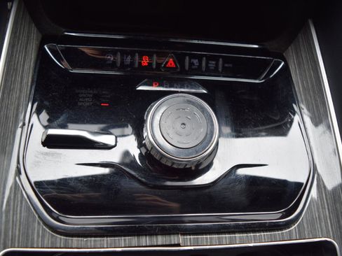 Used 2022 Jeep Wagoneer Series II w/ Premium Group I image 28