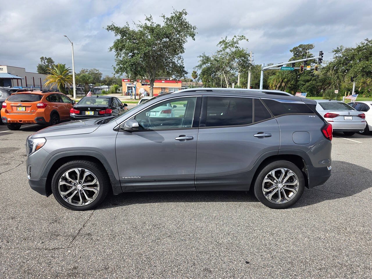 Used 2018 GMC Terrain SLT w/ Preferred Package FWD image 7